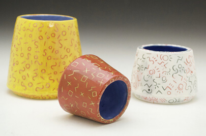 Memphis pattern example clay cups